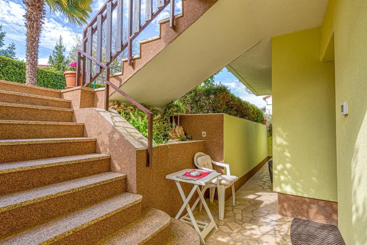 Apartment Flores Stari Pazin Εξωτερικό φωτογραφία